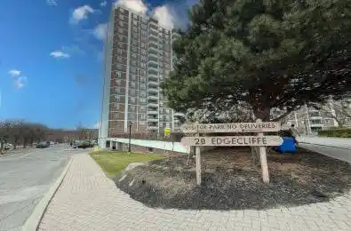 20 EDGECLIFFE Golfway Unit# 1408 Toronto C11 Ontario M3C 3A4
