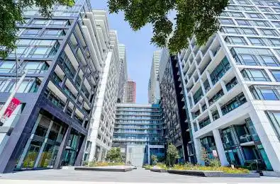 60 Princess Street Unit# 202 SE Toronto C08 Ontario M5A 2C7