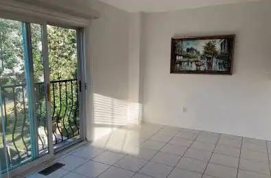 3020 Cedarglen Gate Unit# 40 Mississauga Ontario L5C 4S7
