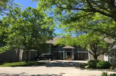 906 Cedar Pointe Court Collingwood Ontario L9Y 5C7