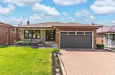 39 Frith Road Toronto W05 Ontario M3N 1E9