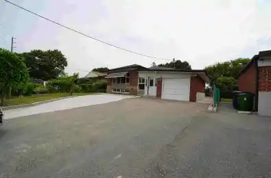 2981 Weston Road Toronto W04 Ontario M9M 2T1