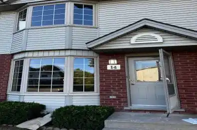 70 CHAPMAN Court Unit# 14 London North Ontario N6G 4Z4