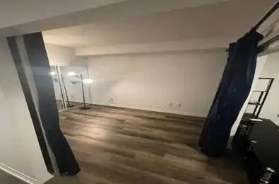 75 Canterbury Place Unit# 2815 Toronto C07 Ontario M2N 0L2
