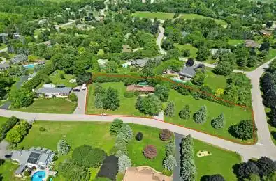 11 Weneil Drive Hamilton Ontario L8B 0Z6
