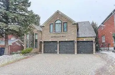 955 Portminster Court Newmarket Ontario L3X 1L8