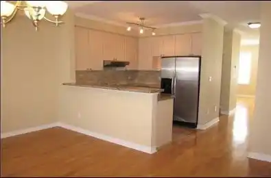 3071 Treadwells Drive Unit# 3 Mississauga Ontario L4X 1L5