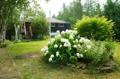 1 CARDINAL Crescent Northern Bruce Peninsula Ontario N0H 1Z0