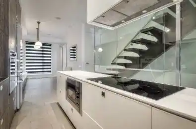 289 Roxton Road Toronto C01 Ontario M6G 3R1