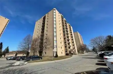 858 COMMISSIONERS Road Unit# 905 London South Ontario N6C 5Y5