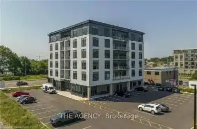 2 Dundas Street Unit# 401 Belleville Ontario K8P 1A1