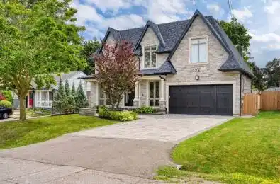 25 Talisman Crescent Markham Ontario L3P 2C8