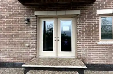 931 Pine Valley Circle Mississauga Ontario L5W 1Z1