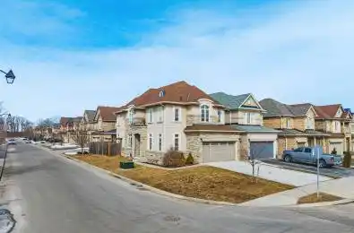 107 Hazelton Avenue Hamilton Ontario L9B 0E9