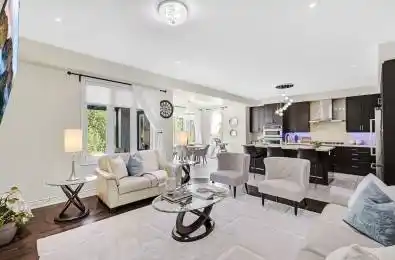 42 Donwoods Crescent Whitby Ontario L1R 0N1