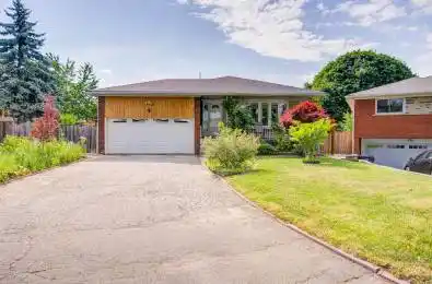 9 Thane Court Toronto C15 Ontario M2J 4B6