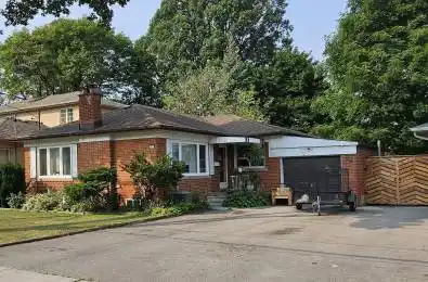 30 Golfwood Heights Toronto W09 Ontario M9P 3M1
