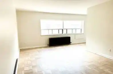 10 Coe Hill Drive Unit# 110 Toronto W01 Ontario M6S 3E3