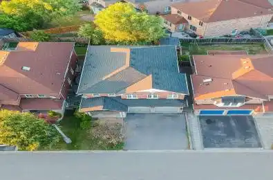 10 Kentview Crescent Markham Ontario L6B 0E2