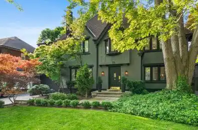 16 Elderwood Drive Toronto C03 Ontario M5P 1W5