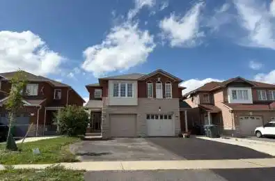 1111 Foxglove Place Mississauga Ontario L5V 2N5