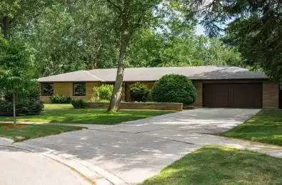 686 Nautalex Court Mississauga Ontario L5H 1A7