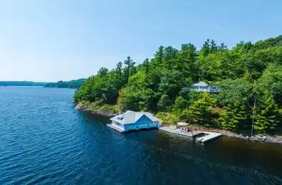 1121 Scarcliffe Road Unit# 14 Muskoka Lakes Ontario P0B 1J0