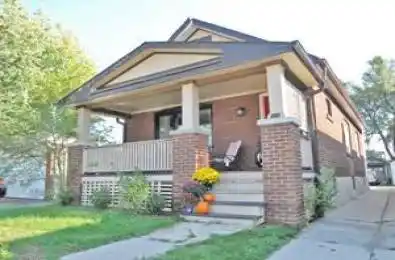 95 Barker Avenue Toronto E03 Ontario M4C 2N7