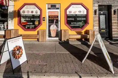 59 Lakeshore Road Mississauga Ontario L5G 1C9