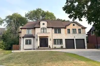 7 Trumpour Court Markham Ontario L3R 2L4