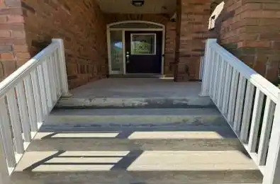 4792 Glasshill Grove Mississauga Ontario L5M 7R5