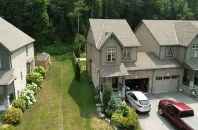 8 Spalding Crescent Huntsville Ontario P1H 1C9