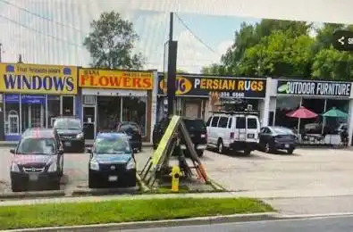 8238 Yonge Street Markham Ontario L4J 1W6