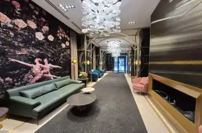 771 Yonge Street Unit# PH05 Toronto C02 Ontario M4W 2G4