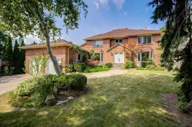 35 Ambleside Crescent Markham Ontario L3R 7T2