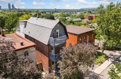 72 Upper Lorne Place West Centre Town Ontario K1R 7G9