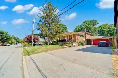 11 Presley Avenue Toronto E04 Ontario M1L 3P4