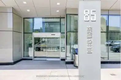 85 QUEENS WHARF Road Unit# 4206 Toronto C01 Ontario M5V 0J9