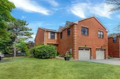 302 Wilkes Court Unit# 24 Aurora Ontario L4G 6G6