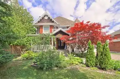 2 Bombay Court Richmond Hill Ontario L4E 3L4