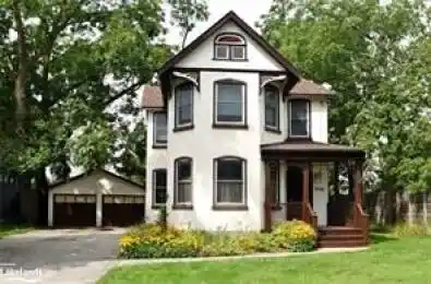 40 Oak Street Collingwood Ontario L9Y 2X6