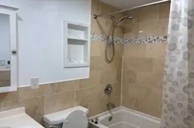611 Gerrard Street Unit# Unit 3 Toronto E01 Ontario M4M 1Y2