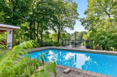 416 Trafalgar Road Oakville Ontario L6J 3H7