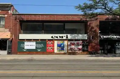 552 Queen Street Toronto C01 Ontario M5V 2B5