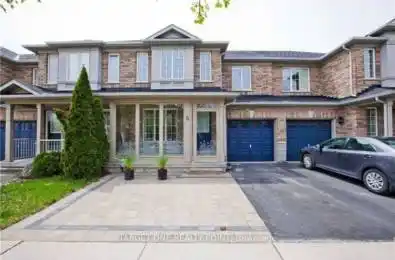 6 Moresby Street Richmond Hill Ontario L4B 4K8
