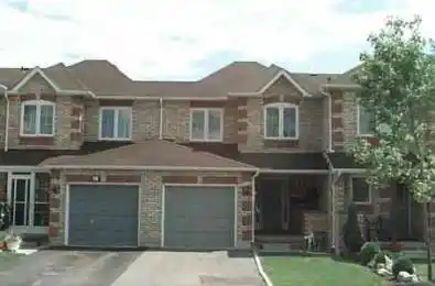 55 Ravenscliffe Court Brampton Ontario L6X 4N9