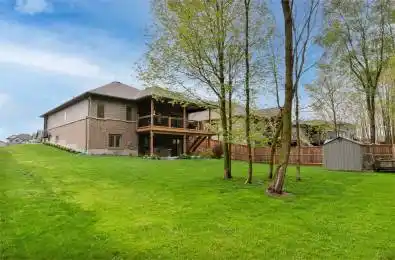 52 Kemp Crescent Strathroy-Caradoc Ontario N7G 0G3