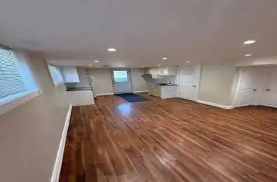 10 Fallingdale Crescent Toronto W05 Ontario M3J 1C3