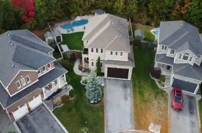 1047 Nantyr Drive Innisfil Ontario L9S 0A8