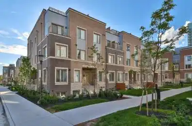 131 Honeycrisp Crescent Unit# 224 Vaughan Ontario L4K 0N7